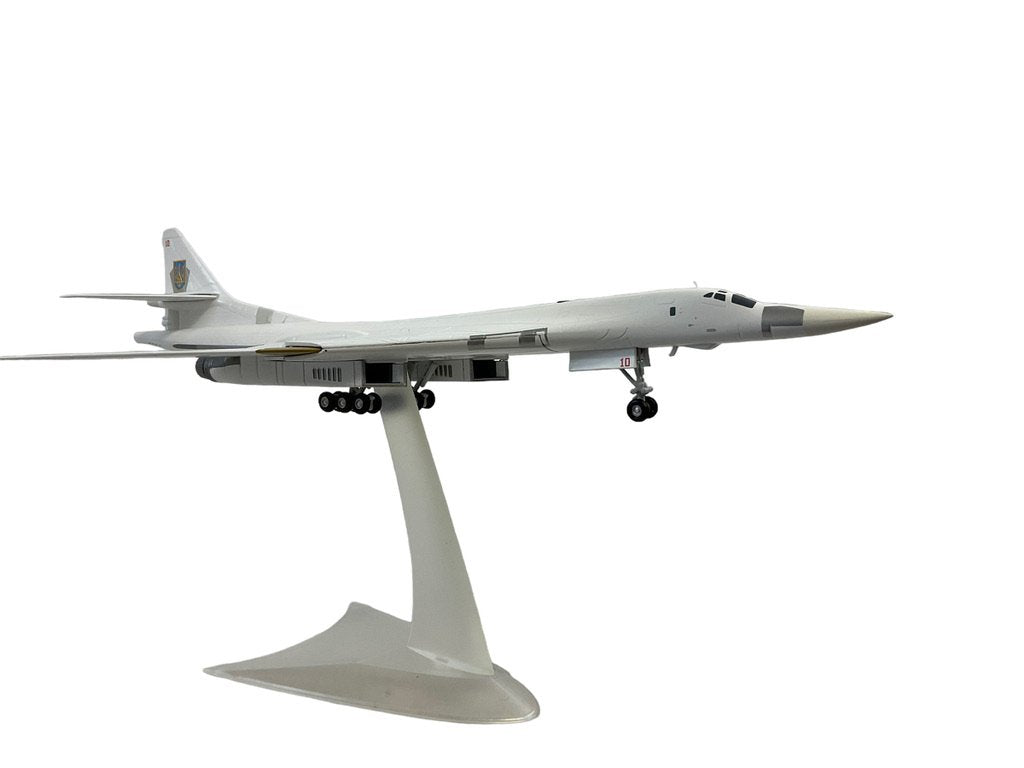1/200 Herpa Tupolev Tu-160 Blackjack Ukrainian Air Force Die Cast Scale Model NIB