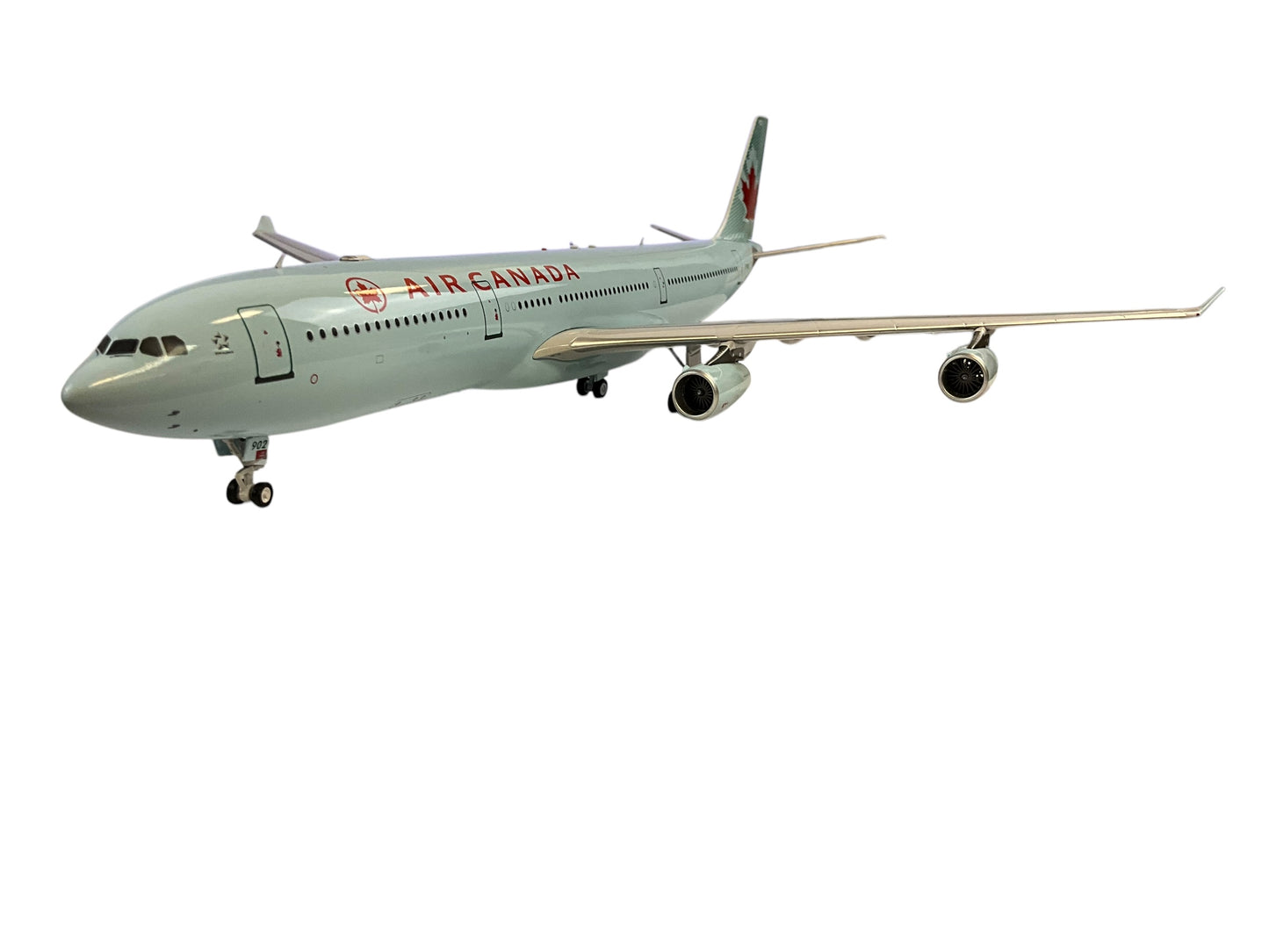 1/200 (Inflight200 ) B-Models (B-343-AC-KYZ) Airbus A340-300 (C-FYKZ) Sky-Blue ACA-5th Livery Air Canada (Limited Edition)