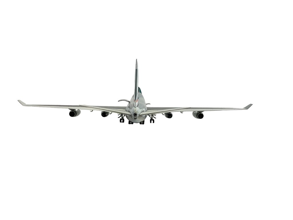 1/200 JC Wings (SA2003C) Boeing B747-400F (B-HUP) Cathay Pacific Cargo Interactive Polished Aluminum Livery (Limited Edition)
