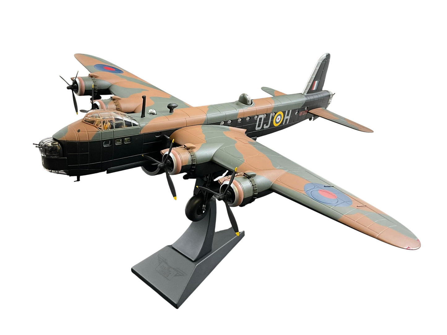 1/72 Corgi (AA39502) Short Stirling MK.I (BF372 /OJ+H) flown by F/SGT Rawdon ‘Ron’ Middelton V.C., 149 Sqdn R.A.F. (Limited Edition #1556 of Only 2200)