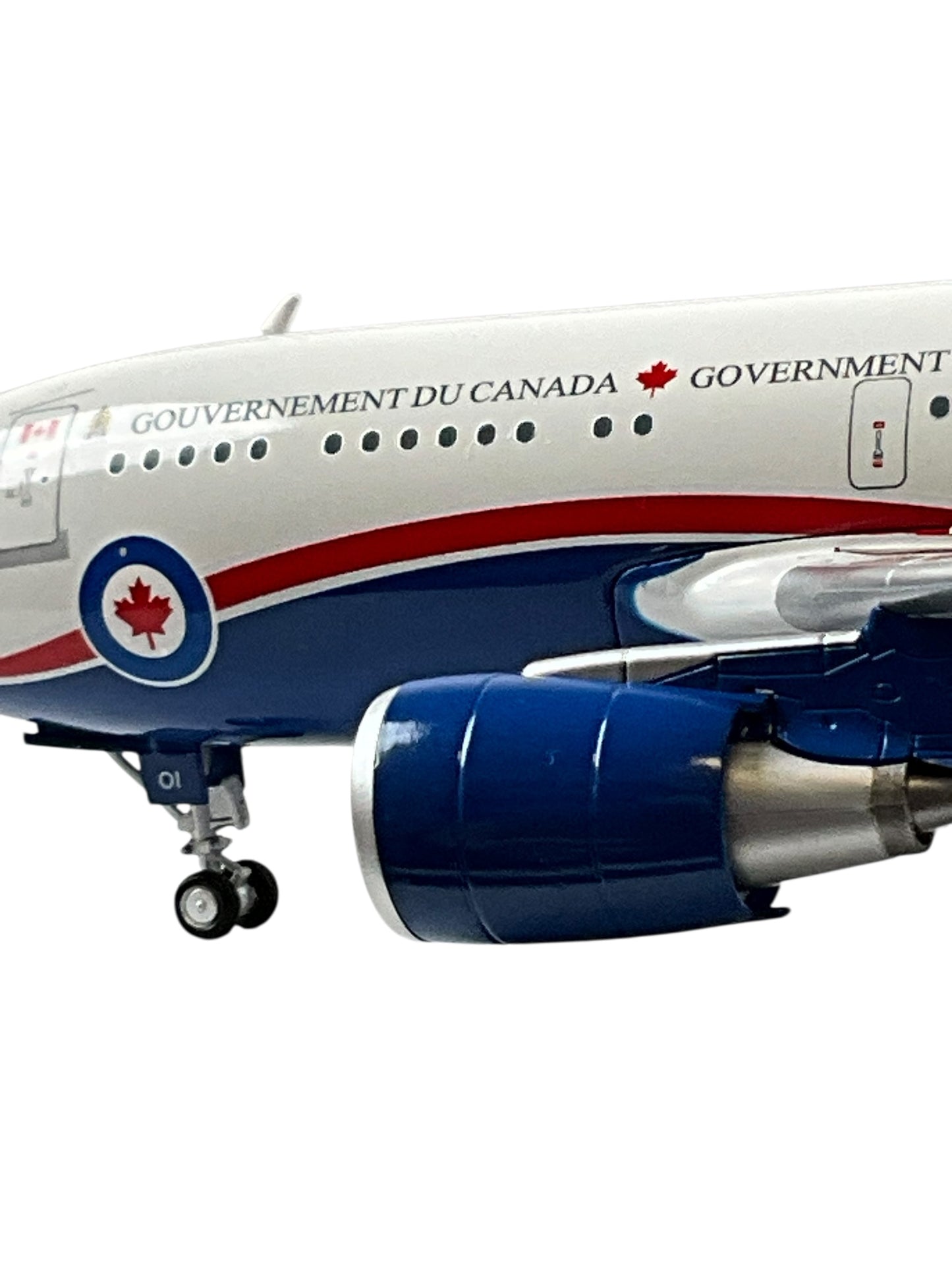 1/200 HOBBYMASTER AIRBUS (A310-304) CC-150 POLARIS 437(T) Husky Sqn RCAF (LIMITED EDITION)
