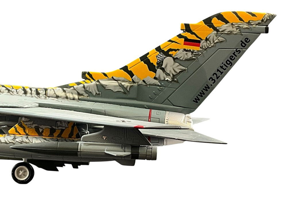 1/48 Franklin Mint/Armour (B11E403) Panavia Tornado ECR (46+44) N.A.T.O. "Tiger Meet" Kleing-Brogel AB, Belgium 2001, JBG32 "Tigers" Deutsche Bundes Luftwaffe (Limited Edition)