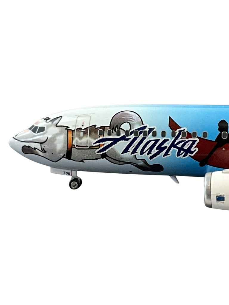 1/200 Gemini200 (G2ASA174) Boeing B737-400 (N705AS) "CargoDawg" DogSled & Alaska Attractions Livery - Alaska Airlines (Limited Edition) 2009 Release