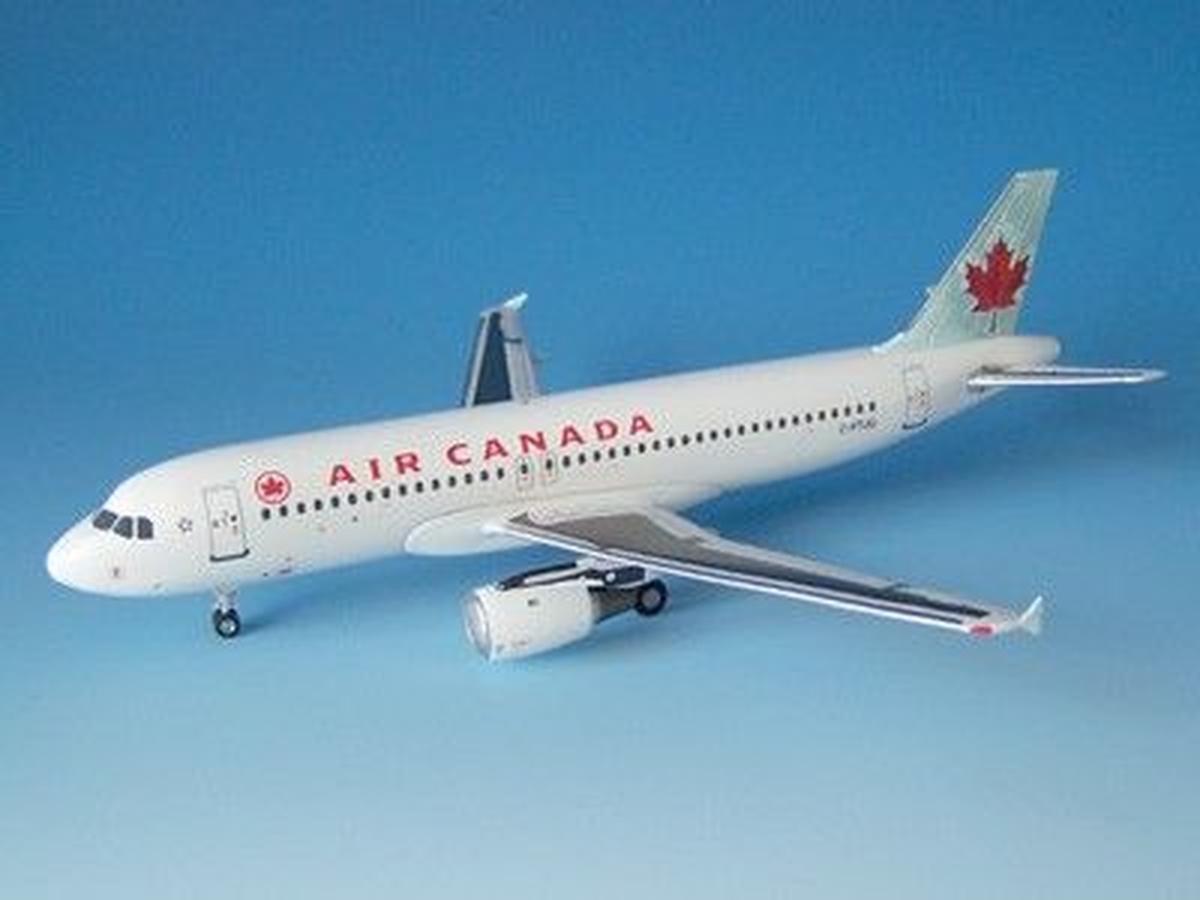 1/200 AERO-200 AIRBUS A320-211 AIR-CANADA (EXTREMELY LIMITED EDITION of less than 100)