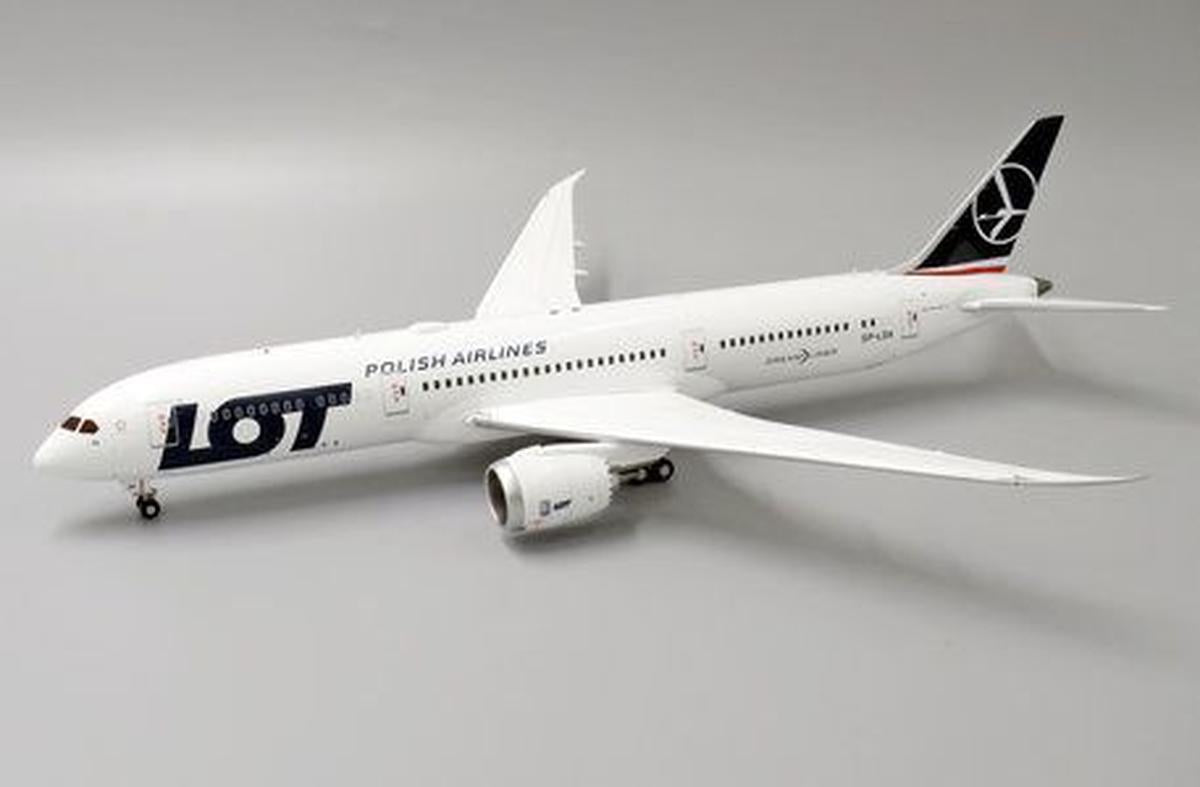 1/200 JC WINGS (JC2LOT136) BOEING B787-9 DREAMLINER (SP-LSA) LOT POLISH AIRLINES (LIMITED EDITION)