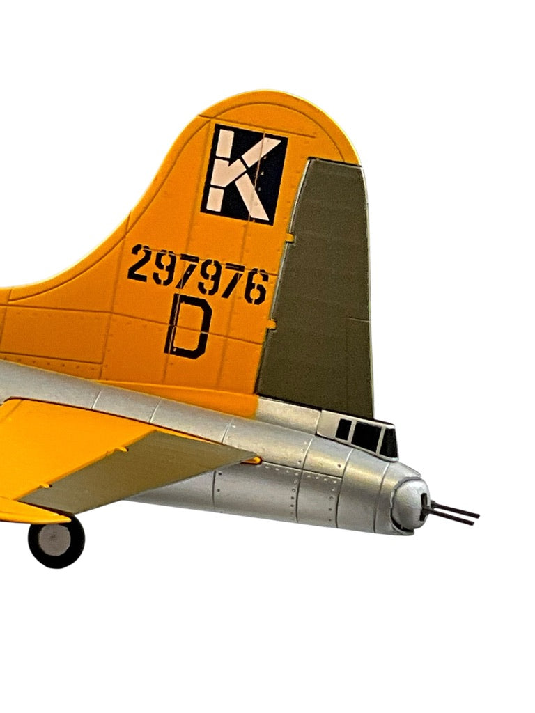 1/72 AirForce-1 (AF1-0110) Boeing B17G Flying Fortress (297976) "A BIT O' LACE" 709th BS, 447th BG, 8th Air Force, U.S.A.A.F., Rattlesden, Norfolk, England, April 1945 (Limited Edition)