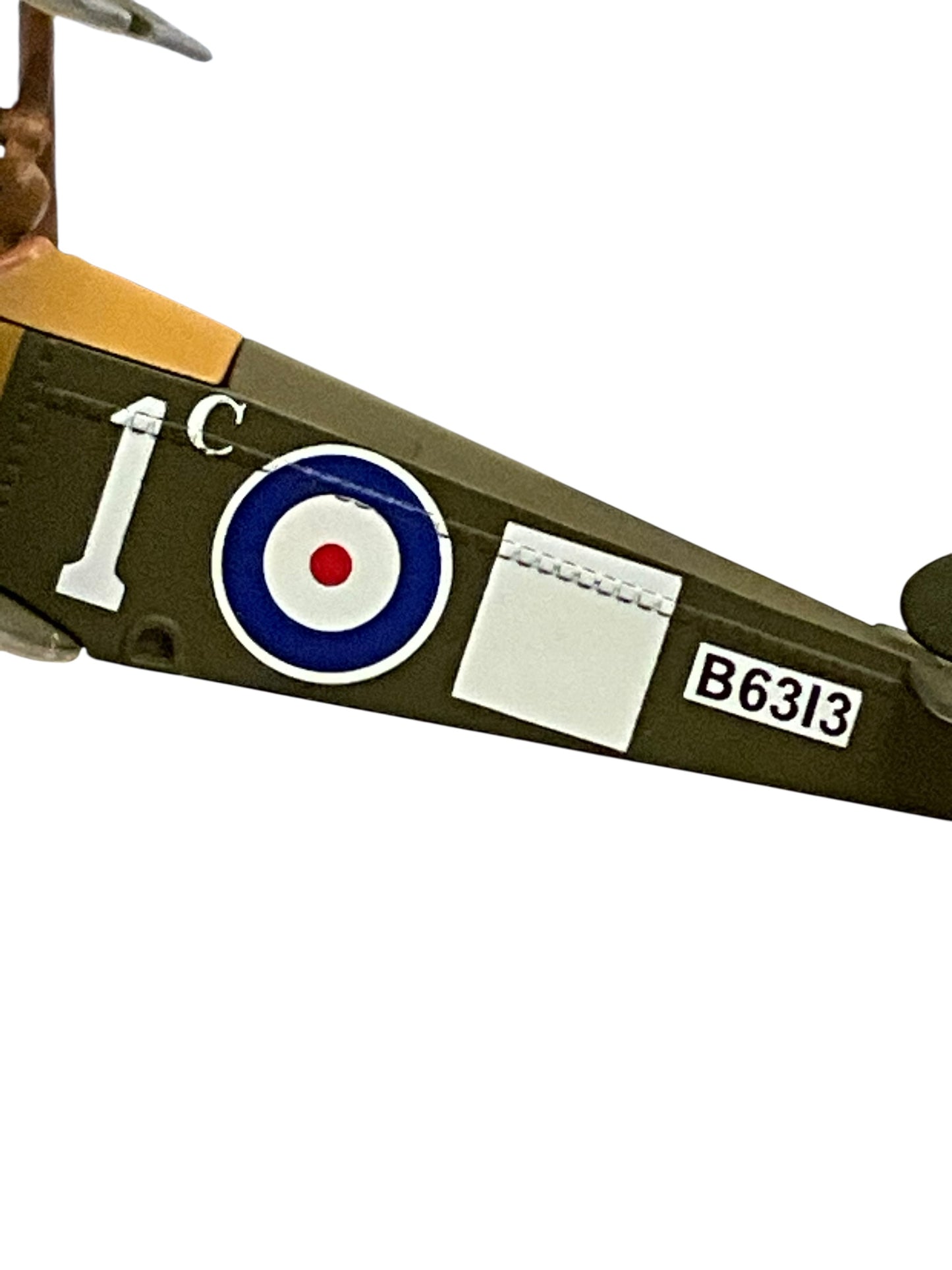 1/48 CORGI (AA38102) SOPWITH CAMEL (B6313) - William George "Billy " Barker - No.28 Sqdn - France Oct 1917 - ROYAL FLYING CORPS (LIMITED EDITION #1663 of ONLY 1750)