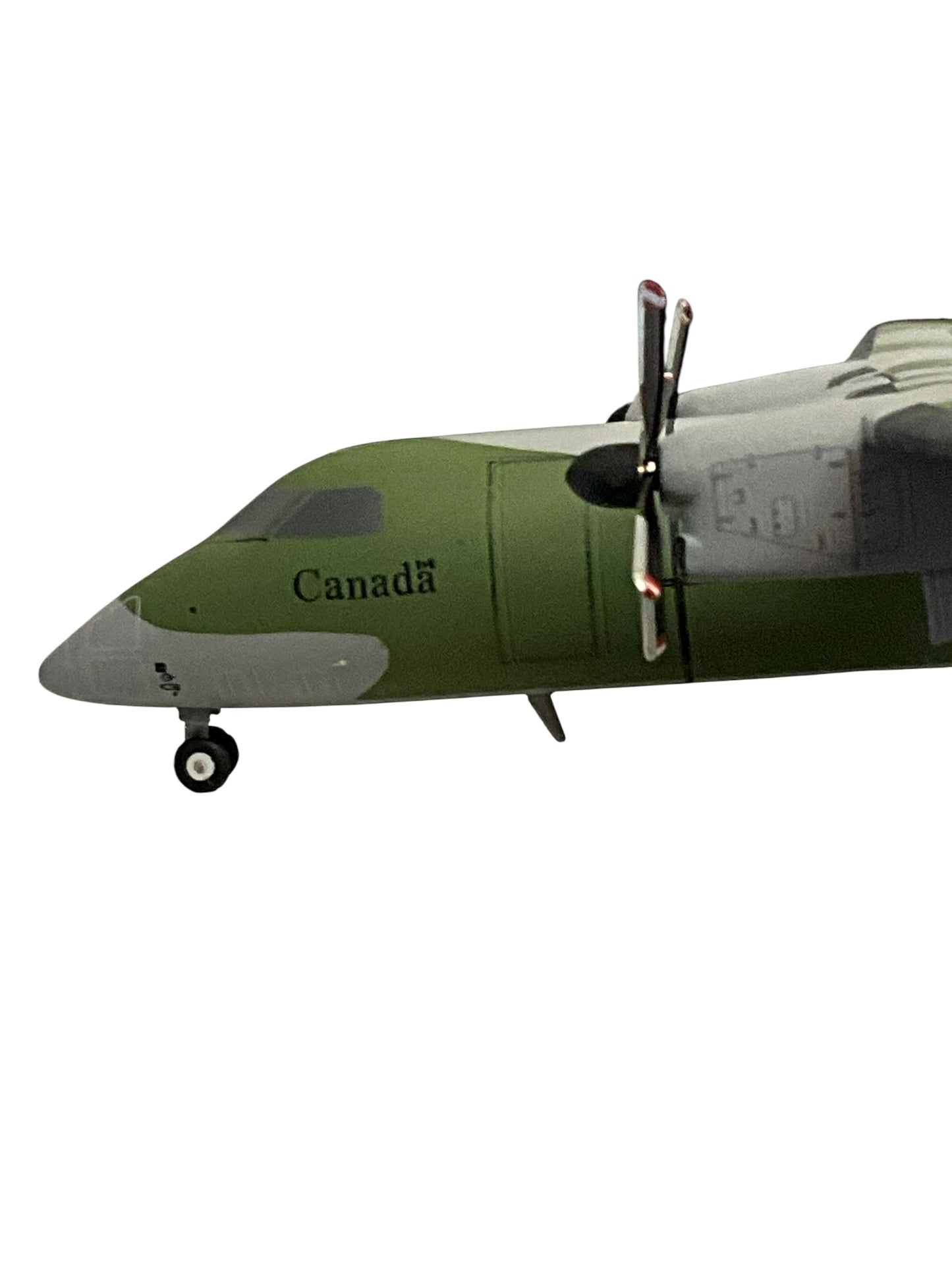 1/200 JC Wings (JC2CAF583) Bombardier (DHC-8-102) CC-142 402 Sqn Canadian Armed Forces (Limited Edition)