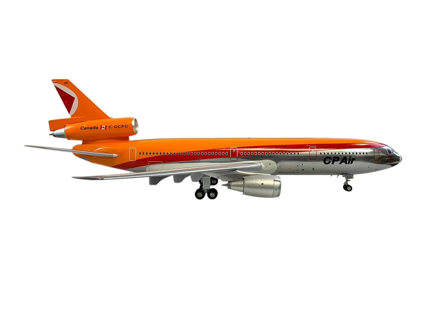 1/200 Inflight200 (IFDC10CP0822P) McDonnell Douglas DC10-30 (C-GCPC) CP Air (Limited Edition)