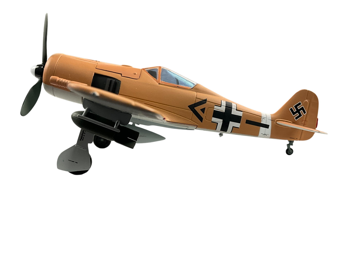 1/48 Armour/Franklin Mint (ART.98031/B11B224) Focke Wulf FW190-A4 Dessert Cammo, flown by Gruppenkommandeur Jagdgeschwader 11 (JG 11—11h Fighter Wing) Adolf Dickfeld (136 Kills) II./JG 2, Deutsche Reich Luftwaffe, Tunísia 1943 (Limited Edition)