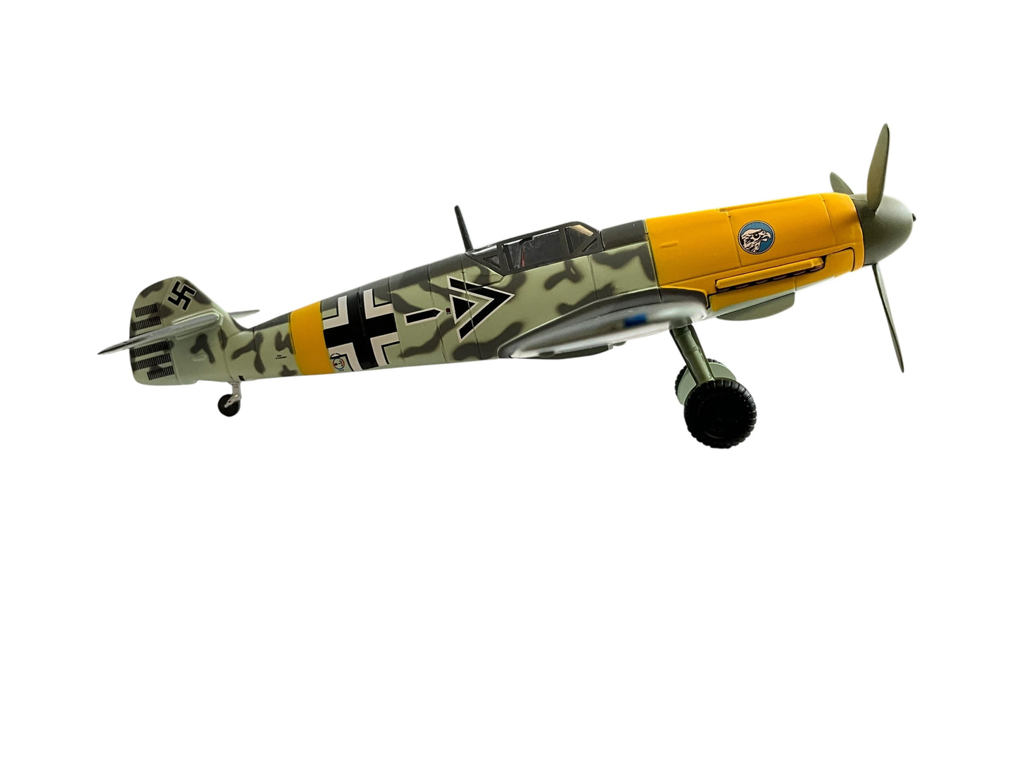 1/48 Armour (ART.98011) Messerschmitt Bf109F-2 flown by Major Werner Mölders Jagdgeschwader 51 (JG51) "Battle of Britain" WWII Reichs Luftwaffe (Limited Edition)