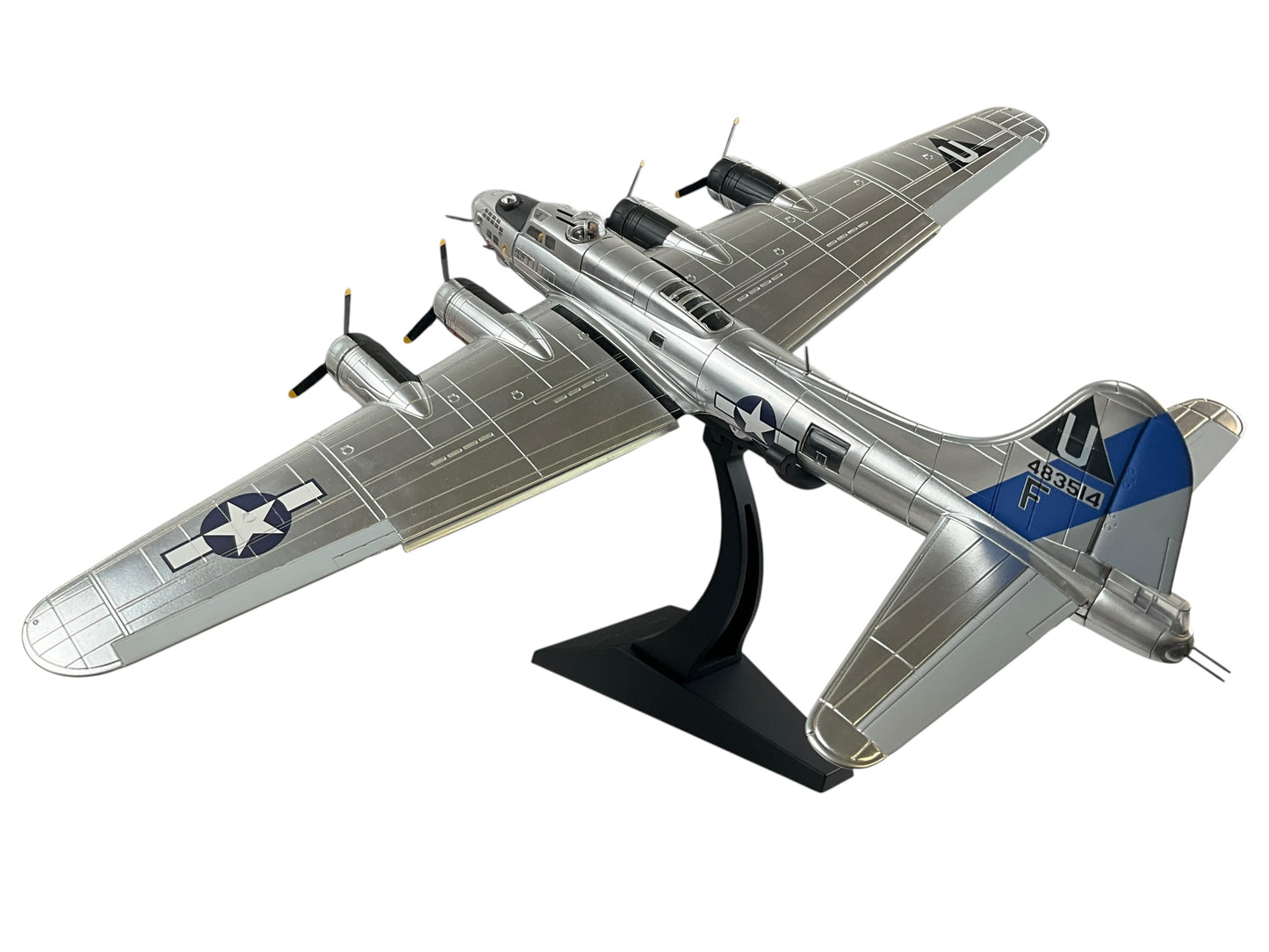 1/72 Corgi (AA33307) Boeing B17G (44-83514) "Sentimental Journey" Commemorative Air Force, Arizona Wing, Mesa, Arizona (Limited Edition #1242 of Only 1530)