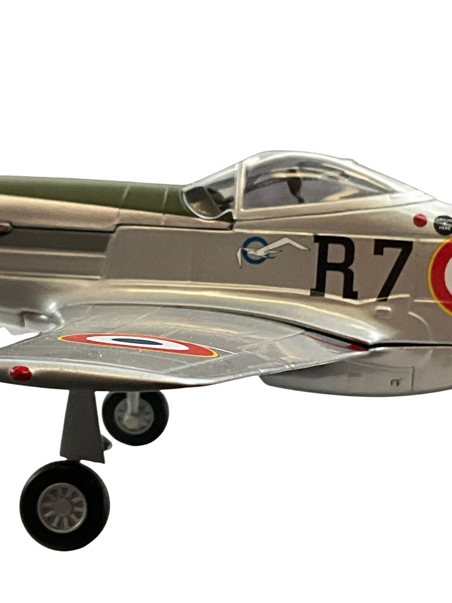 1/48 Franklin Mint/Armour (B11B673) North American F6D (P51D) Mustang (414779 / R7+V) "Special Version" GR 2/23 Savoie, Armee De L'Air, Freiburg, France 1945 (Limited Edition) 2004 Release