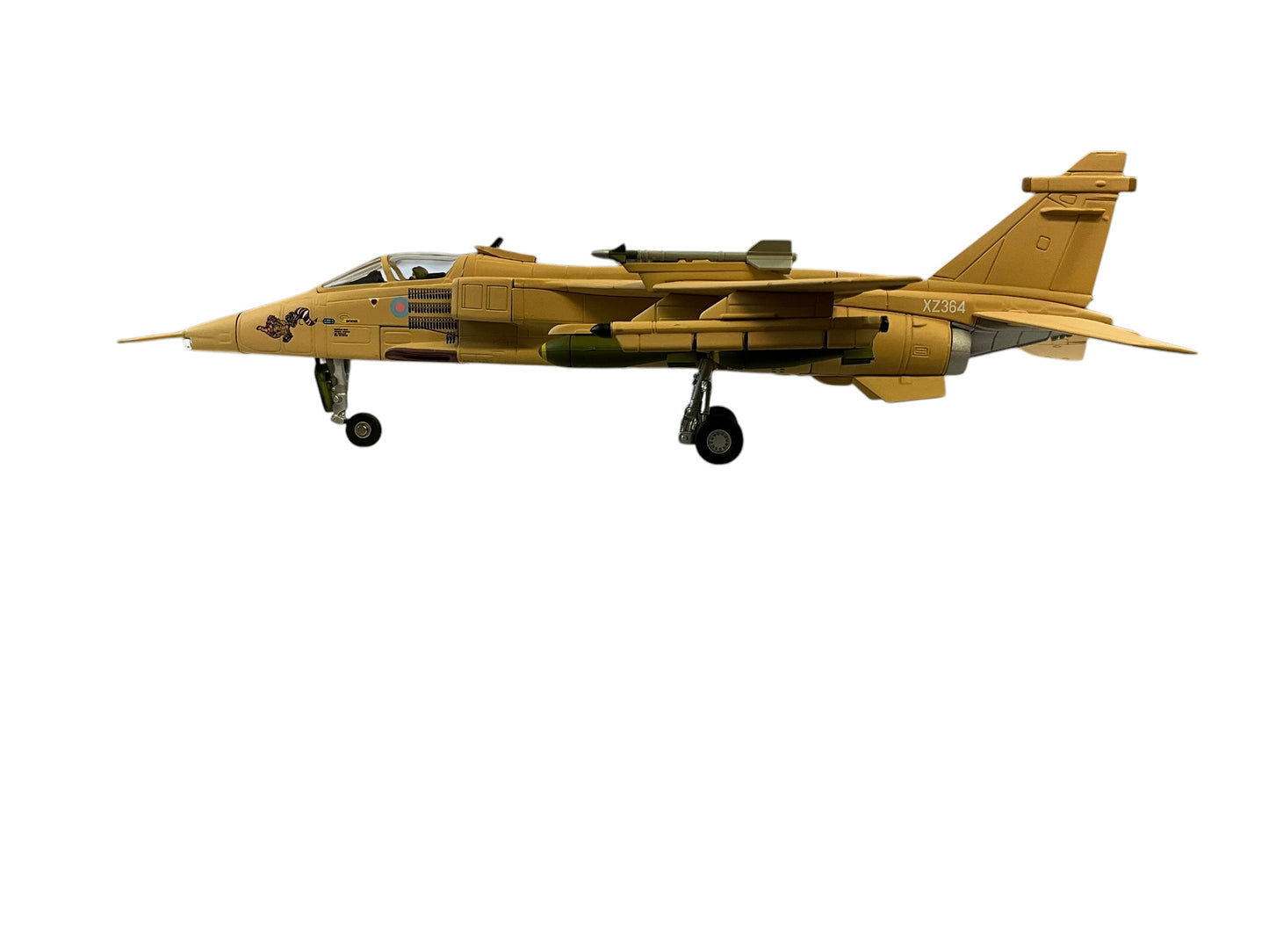 1/72 Corgi (AA35402) Sepecat Jaguar GR.1A "Sadman" (XZ2364) "Gulf War" Muharraq, Bahrain No.54 Sqdn R.A.F. 1991 (Limited Edition #1418 of 3200)