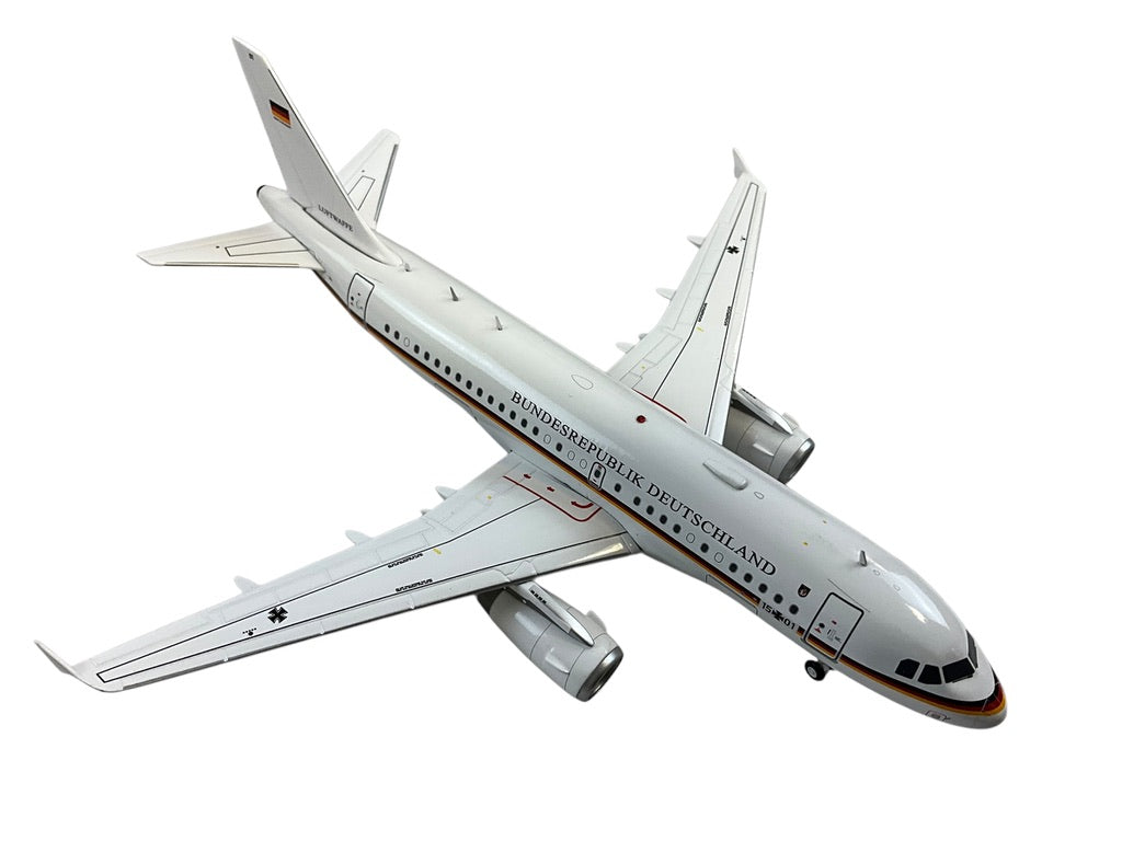 1/200 JC200 (LH2247) Airbus A319-133CJ (15-01) - BundesRepublic Deutschland - Deutsch Bundes Luftwaffe (Limited Edition)