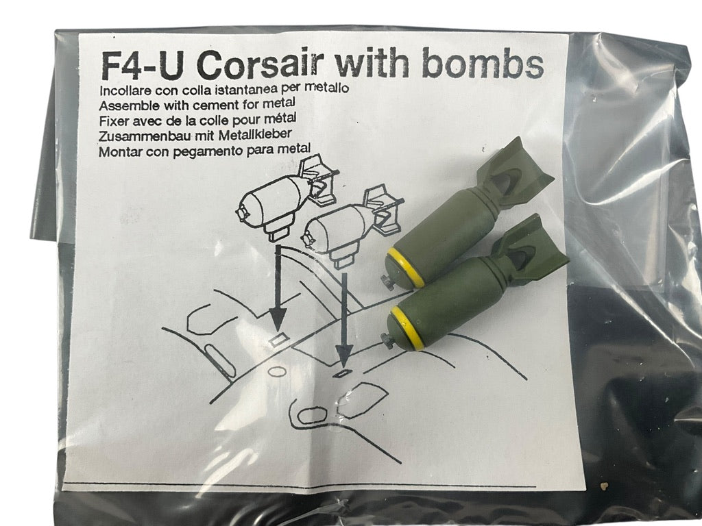 1/48 Armour/Franklin Mint (98059) Chance Vought F4U Corsair (108) flown by WWII Ace G.L.Holowell (8 Kills) VMF11 "DEVIL DOGS" U.S.M.C. (Limited Edition)