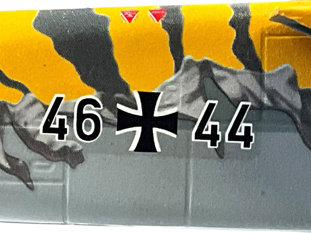 1/48 Franklin Mint/Armour (B11E403) Panavia Tornado ECR (46+44) N.A.T.O. "Tiger Meet" Kleing-Brogel AB, Belgium 2001, JBG32 "Tigers" Deutsche Bundes Luftwaffe (Limited Edition)