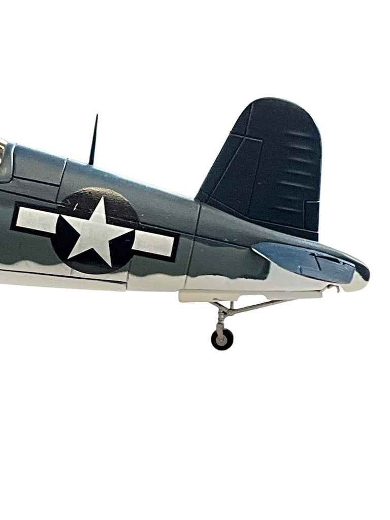 1/48 Armour/Franklin Mint (98059) Chance Vought F4U Corsair (108) flown by WWII Ace G.L.Holowell (8 Kills) VMF11 "DEVIL DOGS" U.S.M.C. (Limited Edition)
