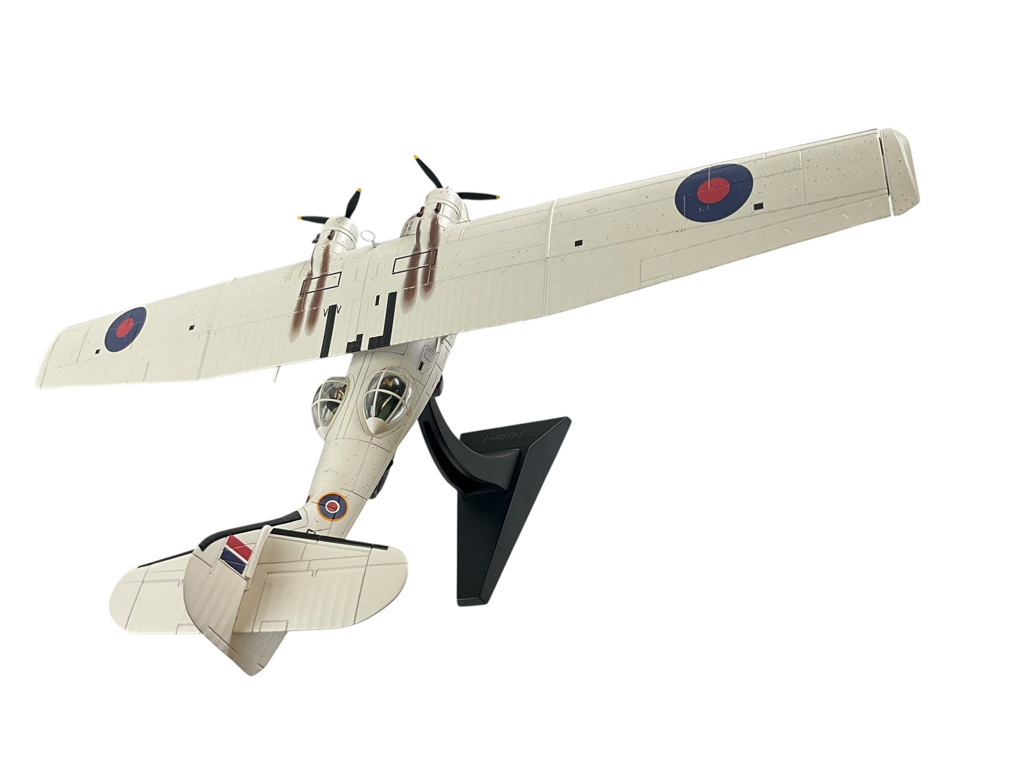 1/72 Corgi (AA36107) Consolidated (Catalina PBY-5A) Canso IVA (JX580) No. 117 Sqdn R.C.A.F. Sydney, Nova Scotia, 1942 Limited Edition #0820 of Only 1000)