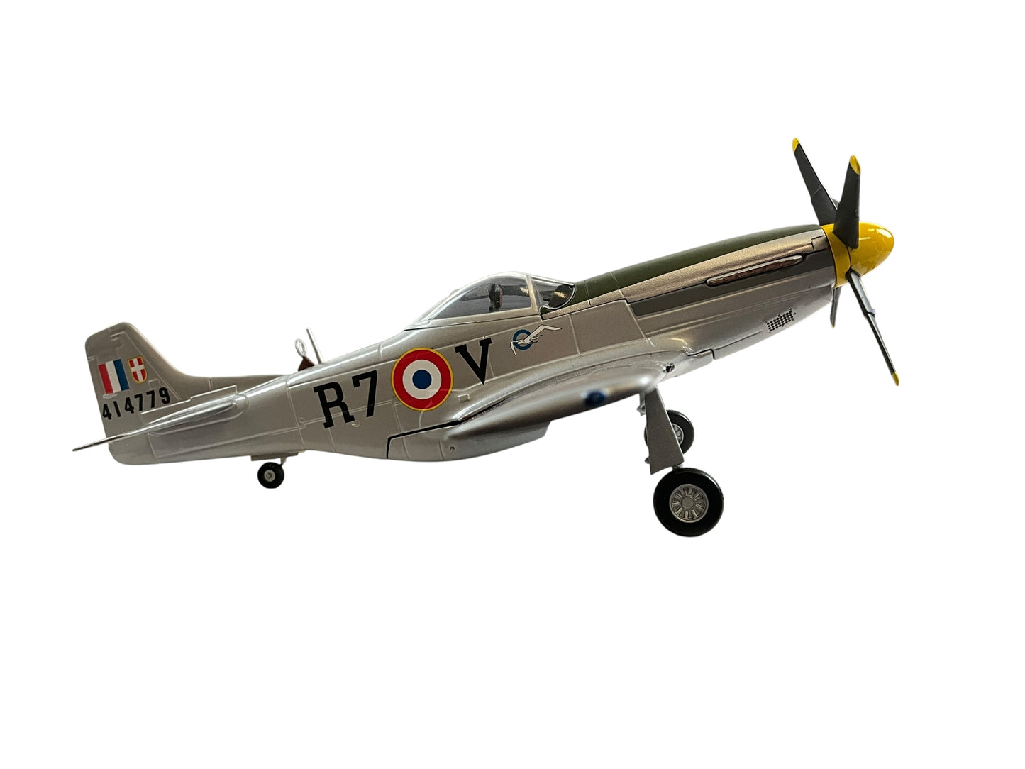 1/48 Franklin Mint/Armour (B11B673) North American F6D (P51D) Mustang (414779 / R7+V) "Special Version" GR 2/23 Savoie, Armee De L'Air, Freiburg, France 1945 (Limited Edition) 2004 Release