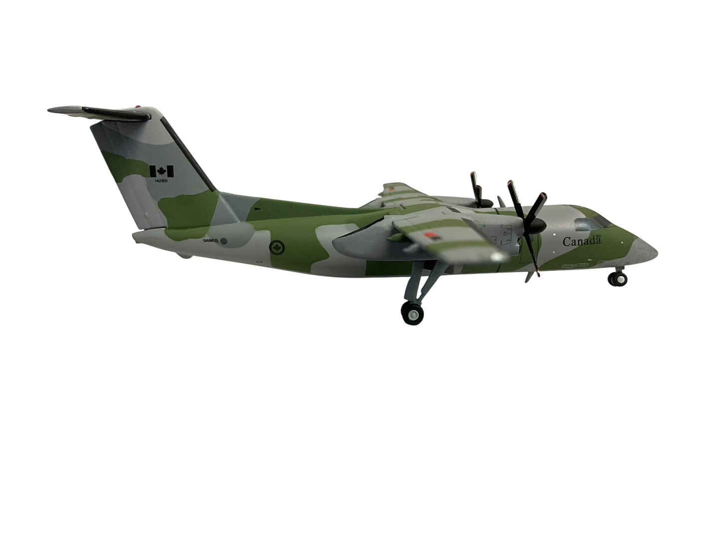 1/200 JC Wings (JC2CAF583) Bombardier (DHC-8-102) CC-142 402 Sqn Canadian Armed Forces (Limited Edition)