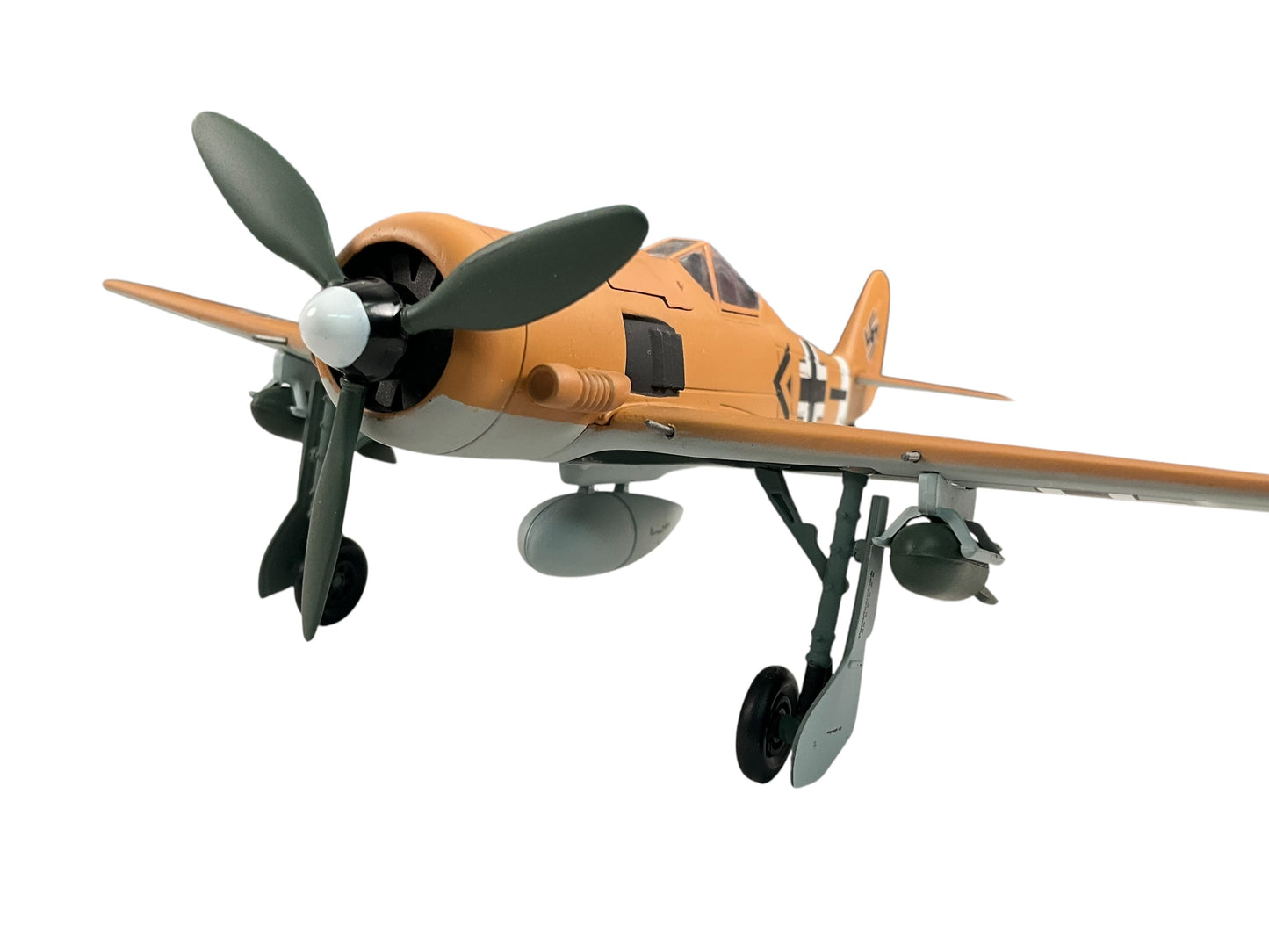 1/48 Armour/Franklin Mint (ART.98031/B11B224) Focke Wulf FW190-A4 Dessert Cammo, flown by Gruppenkommandeur Jagdgeschwader 11 (JG 11—11h Fighter Wing) Adolf Dickfeld (136 Kills) II./JG 2, Deutsche Reich Luftwaffe, Tunísia 1943 (Limited Edition)