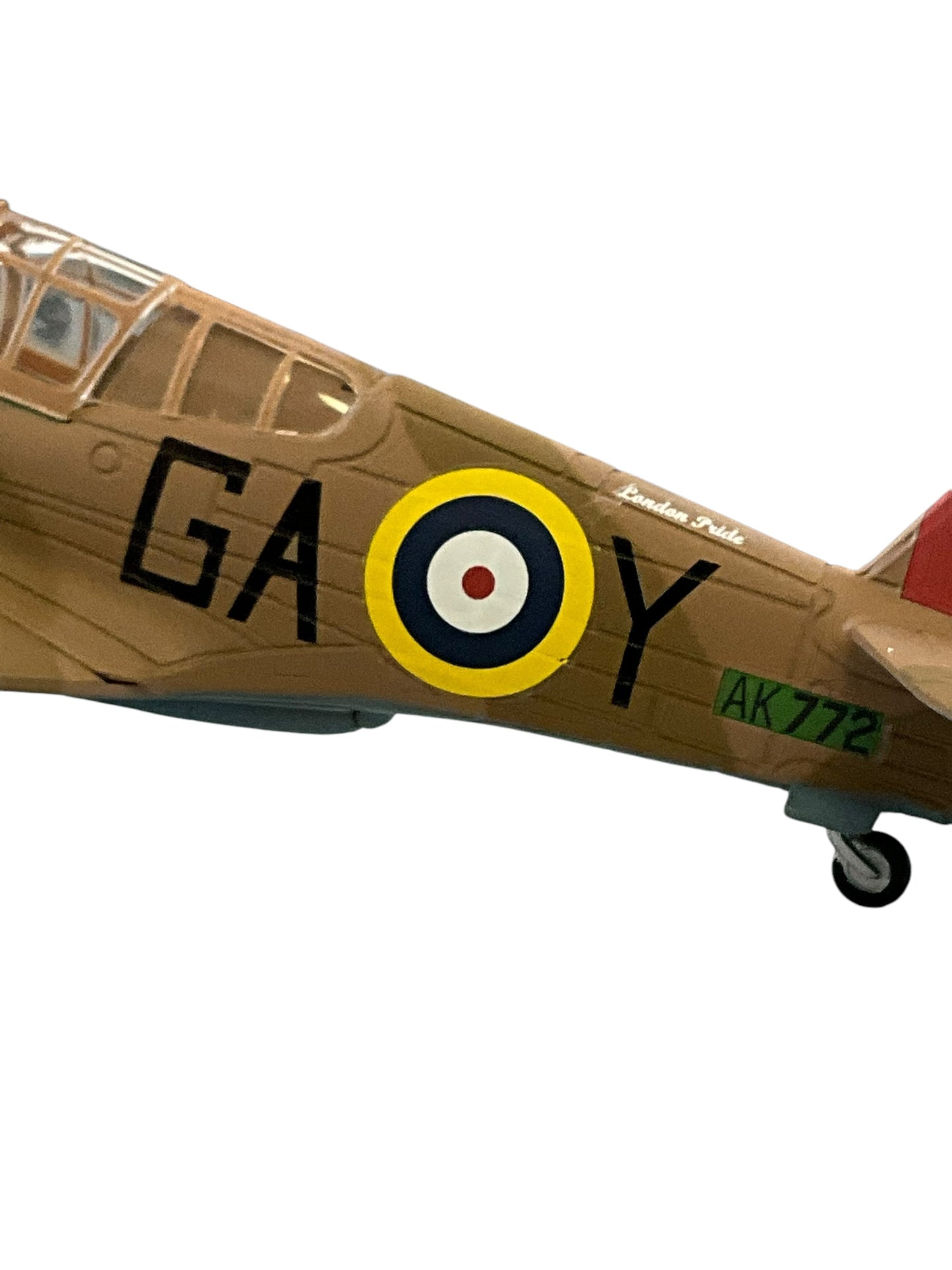 1/48 Franklin Mint/Armor (B11B625) Curtiss P40D KittyHawk Mk.1 (GA-Y/AK772) "London Pride" North Africa 112 Sqdn R.A.F. (Limited Edition)