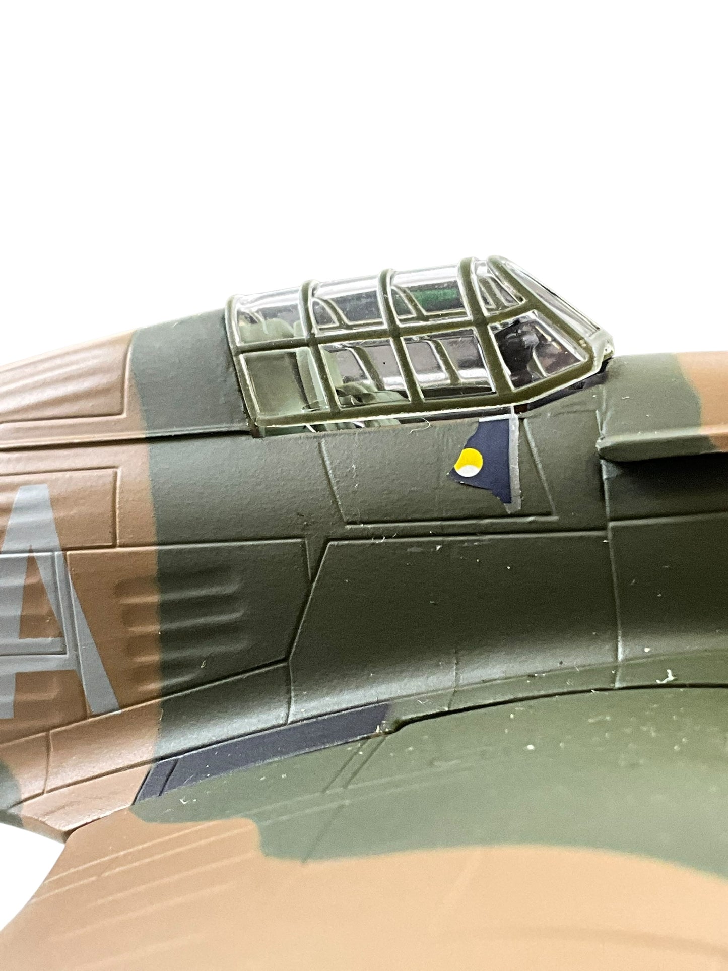 1/48 Franklin Mint/Armour (B11B575) Hawker Hurricane MK.I (V6864 / DT+A) flown by "Battle of Britain' Ace (27 Kills) Robert Stanford Tuck, 257 "Burma" Sqdn, R.A.F. (Limited Edition)