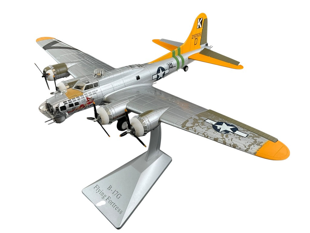 1/72 AirForce-1 (AF1-0110) Boeing B17G Flying Fortress (297976) "A BIT O' LACE" 709th BS, 447th BG, 8th Air Force, U.S.A.A.F., Rattlesden, Norfolk, England, April 1945 (Limited Edition)