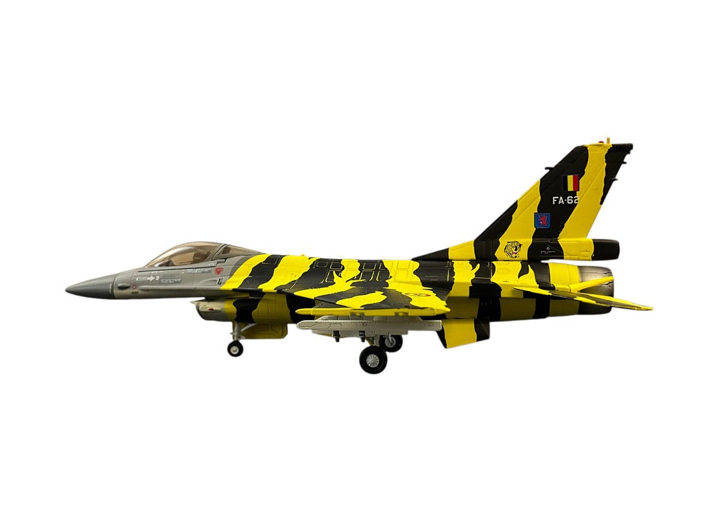 e1/72 Dragon Wings (50039) Lockheed Martin F16A (Viper) Fighting Falcon (FA-62) 25th Anniversary NATO "Tiger Meet" 1986 Livery - Belgian Air Forc (Limited Edition)