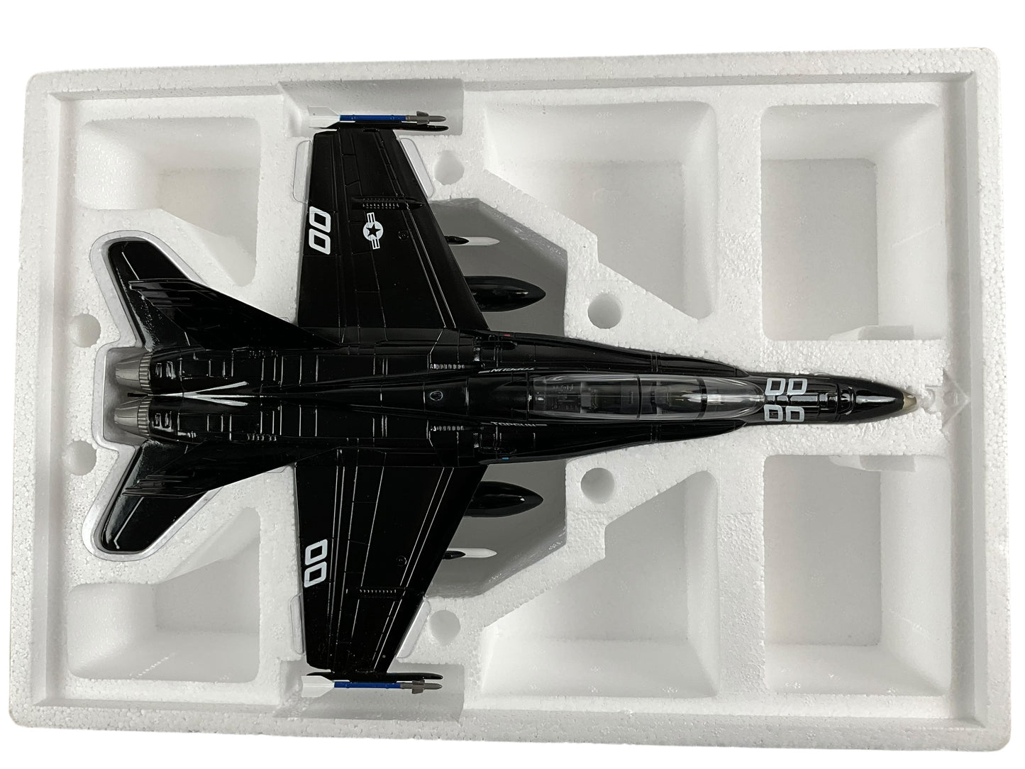 1/48 Armour/Franklin Mint (ART.98073) McDonnell Douglas (00) F18B Hornet "Top Gun" Black Livery, U.S.Navy (Limited Edition)