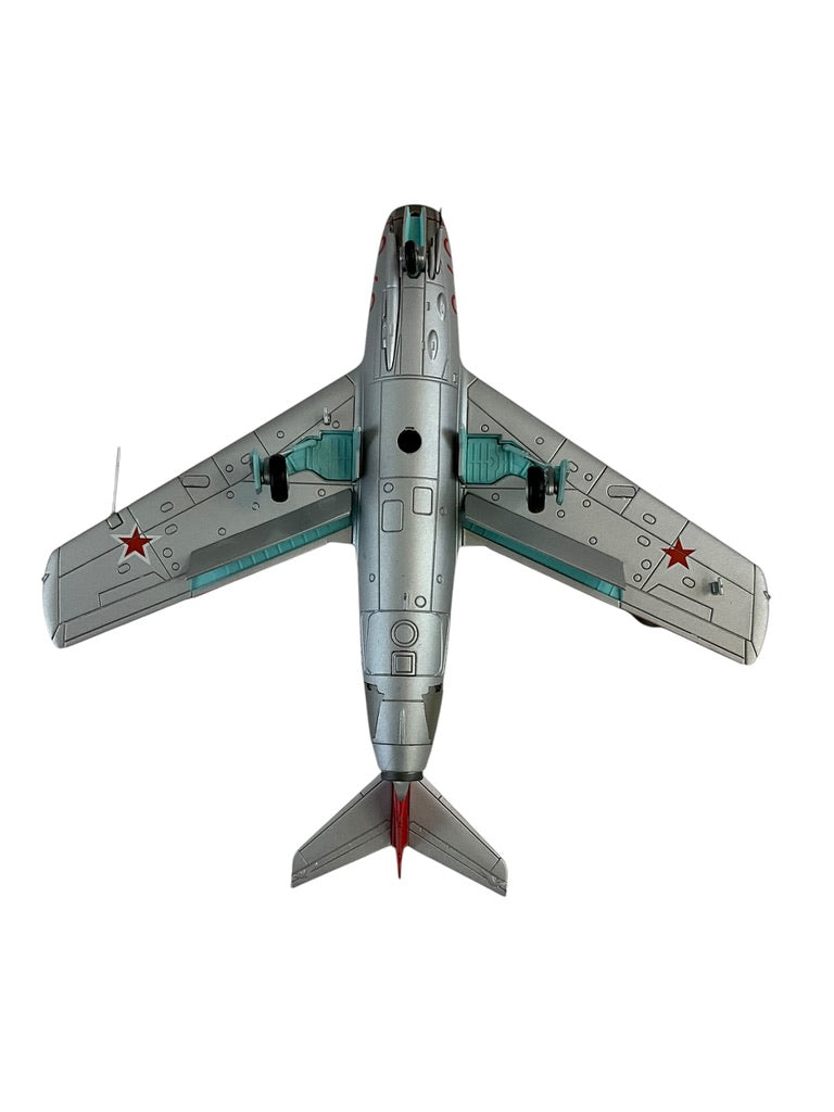 1/72 HobbyMaster (HA2414) MiG15bis "Fagot" (Red-573) "Red Falcons" Soviet Aerobatic Team, U.S.S.R. 1950s (Limited Edition of Only 500)