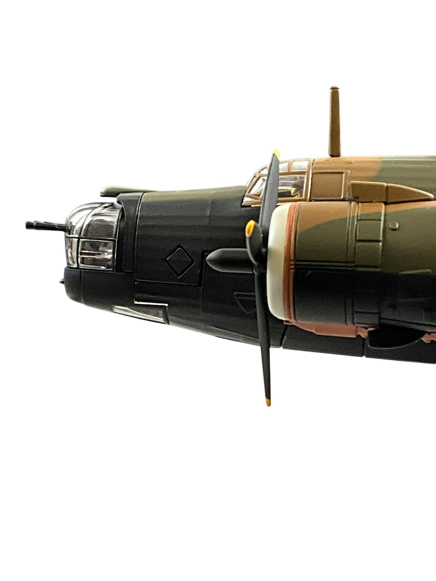 1/72 Corgi (AA345803) Vickers Wellington Mk.III (Z1572 / VR+Q) 419 "Moose" Sqdn R.C.A.F. Mildenhall, Suffolk May 1942 (Limited Edition #0785 of ONLY 1600)