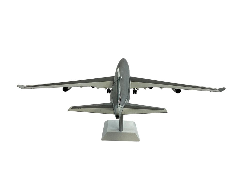 1/200 JC Wings (SA2003C) Boeing B747-400F (B-HUP) Cathay Pacific Cargo Interactive Polished Aluminum Livery (Limited Edition)