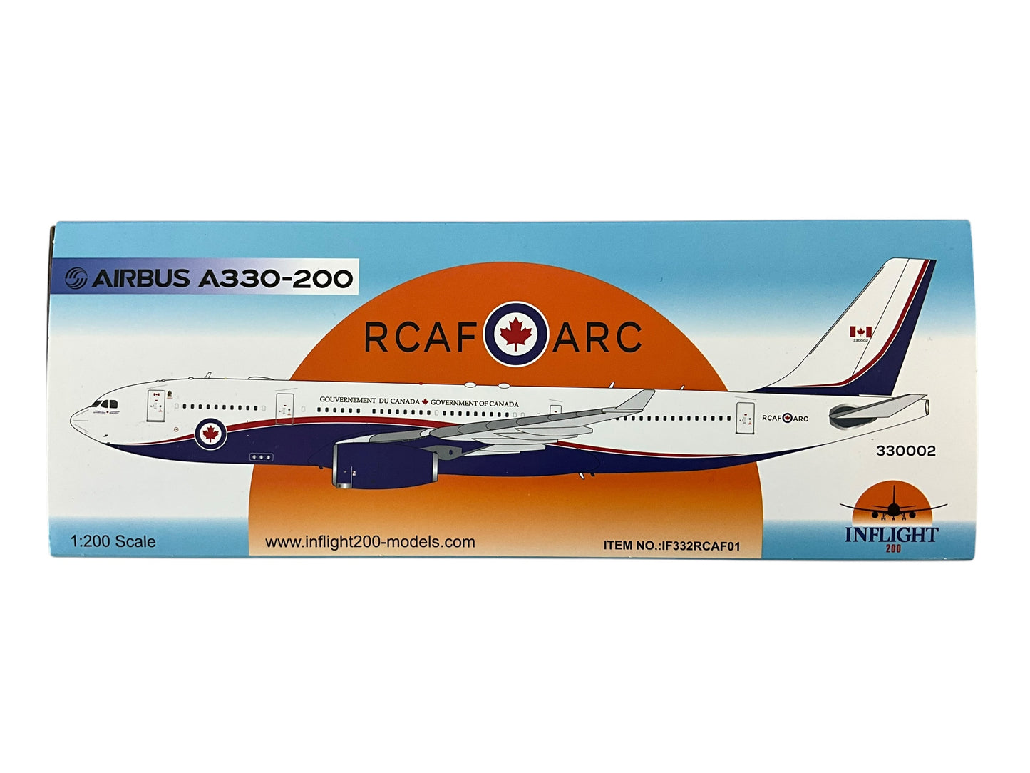 1/200 Inflight200 (IF332RCAF01) Airbus A330-200 Husky (330002) 437 "Husky" Sqdn R.C.A.F. (Limited Edition)
