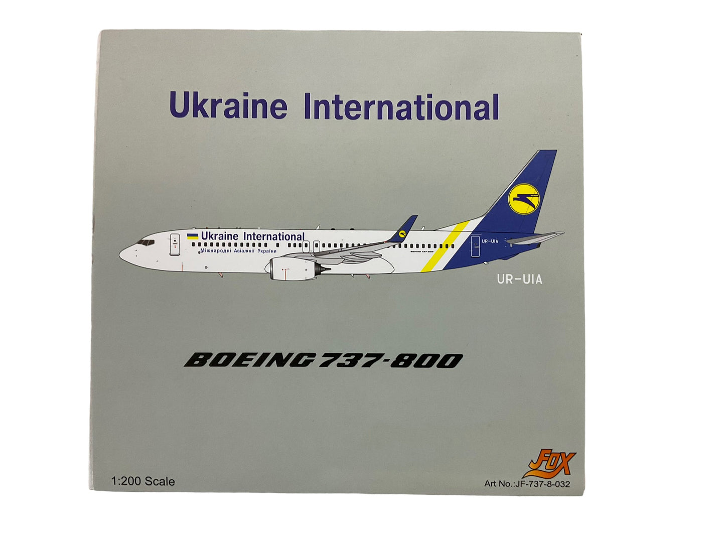 Ukrainian International Airlines Boeing 737-800 JC Wings 1:200 Scale Die Cast Model NIB