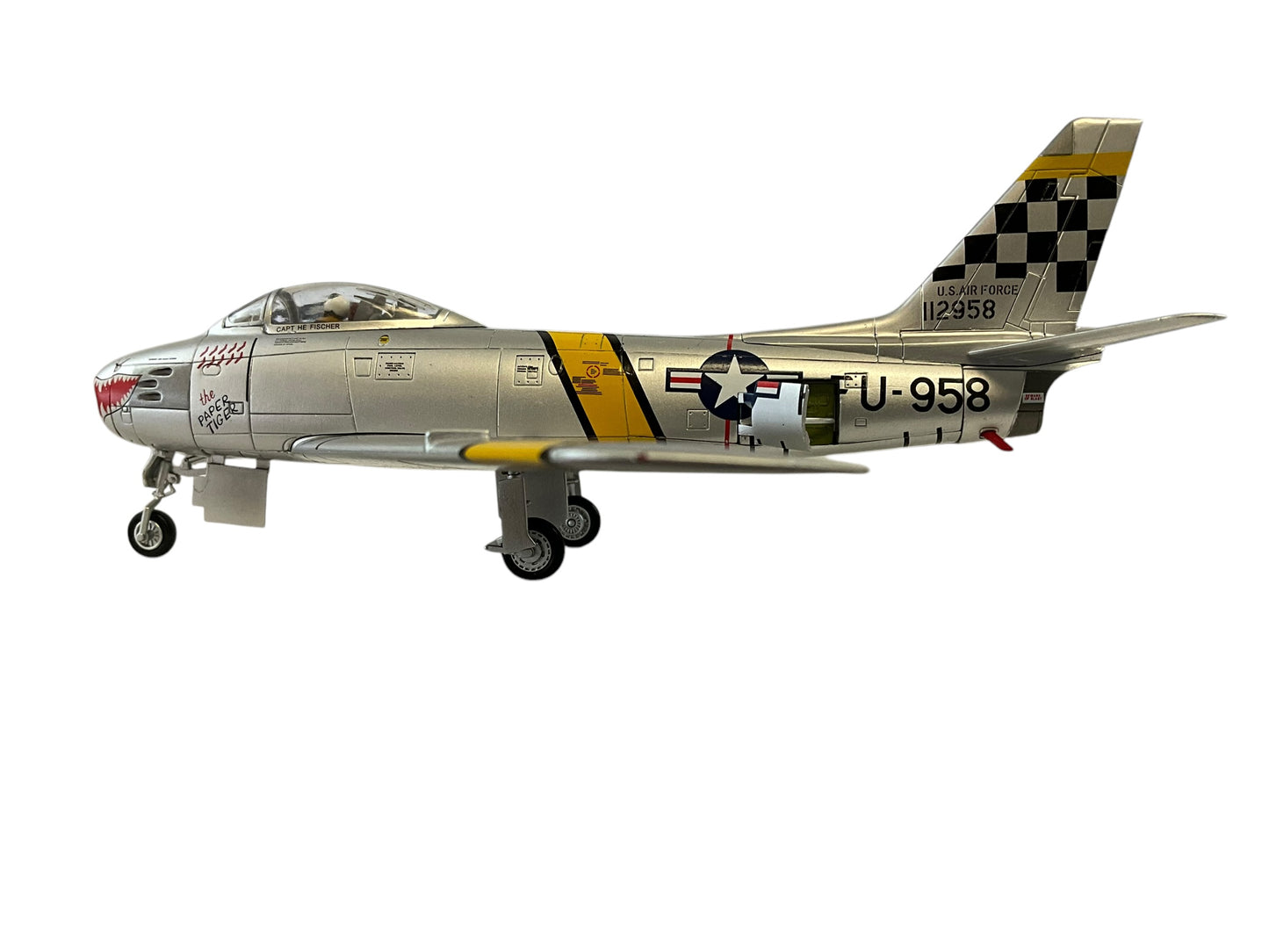 1/200 HobbyMaster (HA4313) North American F86F Sabre (FU958) "the Paper Tiger" flown by Captain Harold E. Fischer (10 Kills) 39th FS, U.S.A.F. Suwon AB, South Korea 1953 (limited Edition of Only 600)