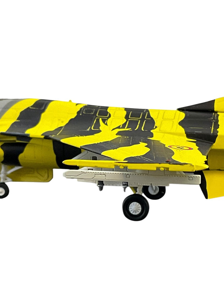 e1/72 Dragon Wings (50039) Lockheed Martin F16A (Viper) Fighting Falcon (FA-62) 25th Anniversary NATO "Tiger Meet" 1986 Livery - Belgian Air Forc (Limited Edition)