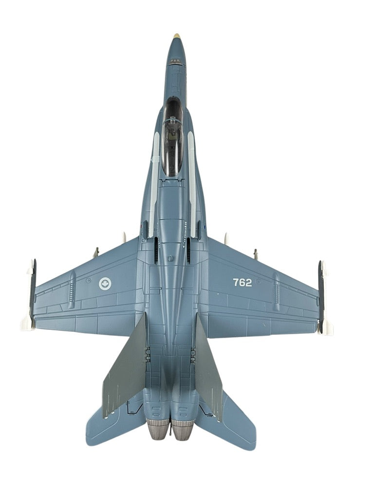 1/48 FRANKLIN-MINT (B11E679) McDONNELL DOUGLAS CF188 HORNET (188762) - 1993 "50th Anniversary of 410 Cougars Sqdn" Airshow Livery - in Lybia No-Fly Zone 2011 - 410 Sqdn C.F.B. Cold Lake, Alberta - CANADIAN ARMED FORCES (Limited Edition of Only 400)