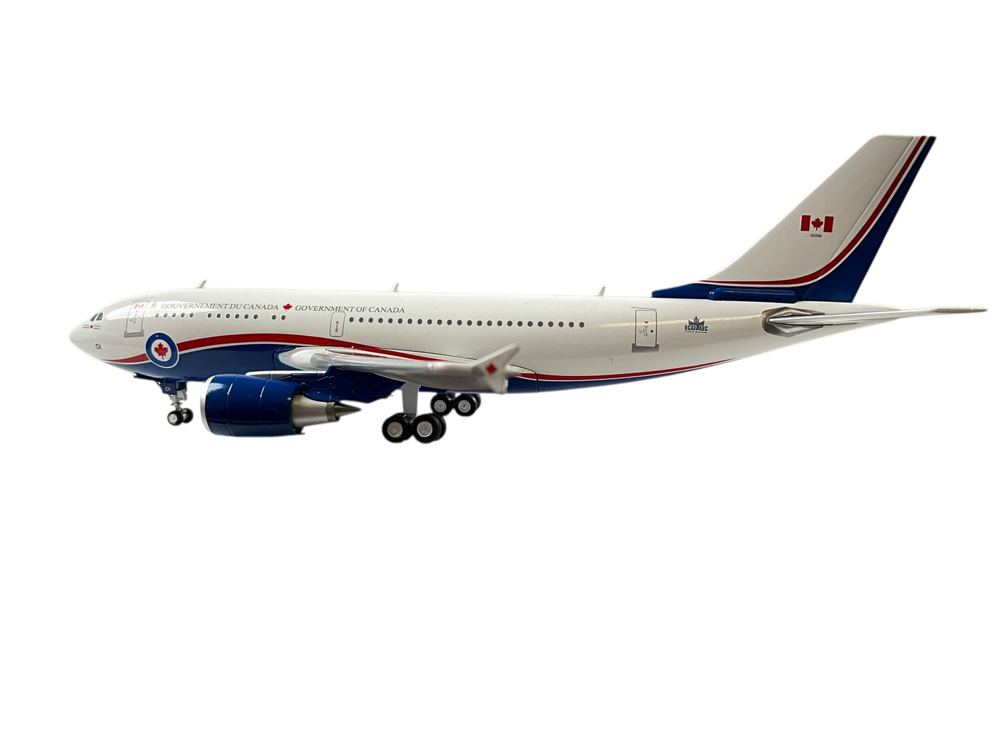 1/200 HOBBYMASTER AIRBUS (A310-304) CC-150 POLARIS 437(T) Husky Sqn RCAF (LIMITED EDITION)