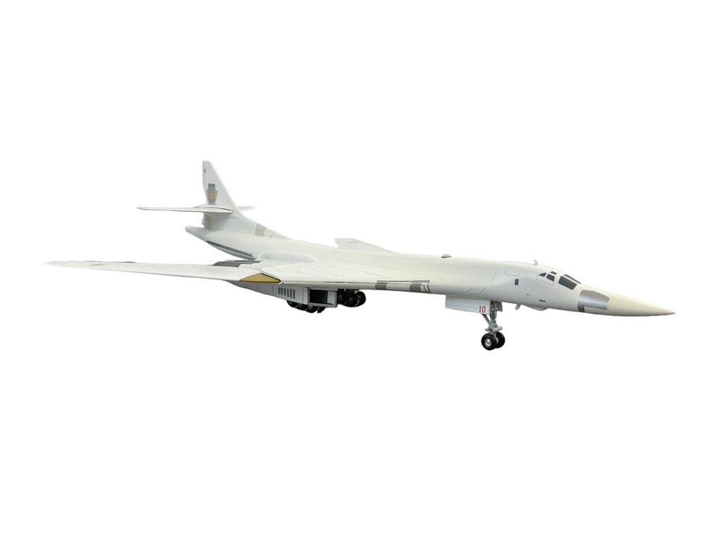 1/200 Herpa Tupolev Tu-160 Blackjack Ukrainian Air Force Die Cast Scale Model NIB