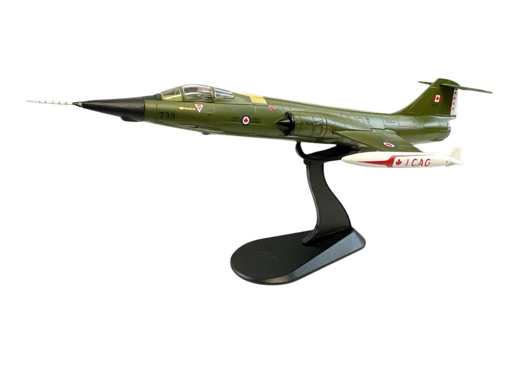 1/72 Hobbymaster (HA1065) Canadair (Lockheed) CF104 Starfighter (104733) #1 Canada Air Group - West Germany - Canadian Armed Forces 1976 (Limited Edition)