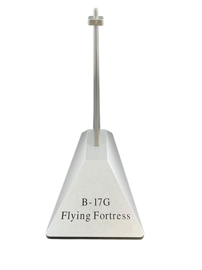 1/72 AirForce-1 (AF1-0110) Boeing B17G Flying Fortress (297976) "A BIT O' LACE" 709th BS, 447th BG, 8th Air Force, U.S.A.A.F., Rattlesden, Norfolk, England, April 1945 (Limited Edition)