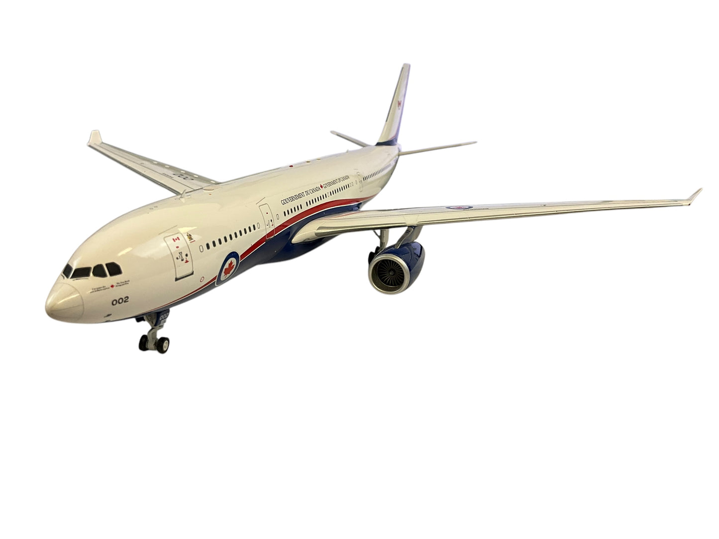 1/200 Inflight200 (IF332RCAF01) Airbus A330-200 Husky (330002) 437 "Husky" Sqdn R.C.A.F. (Limited Edition)