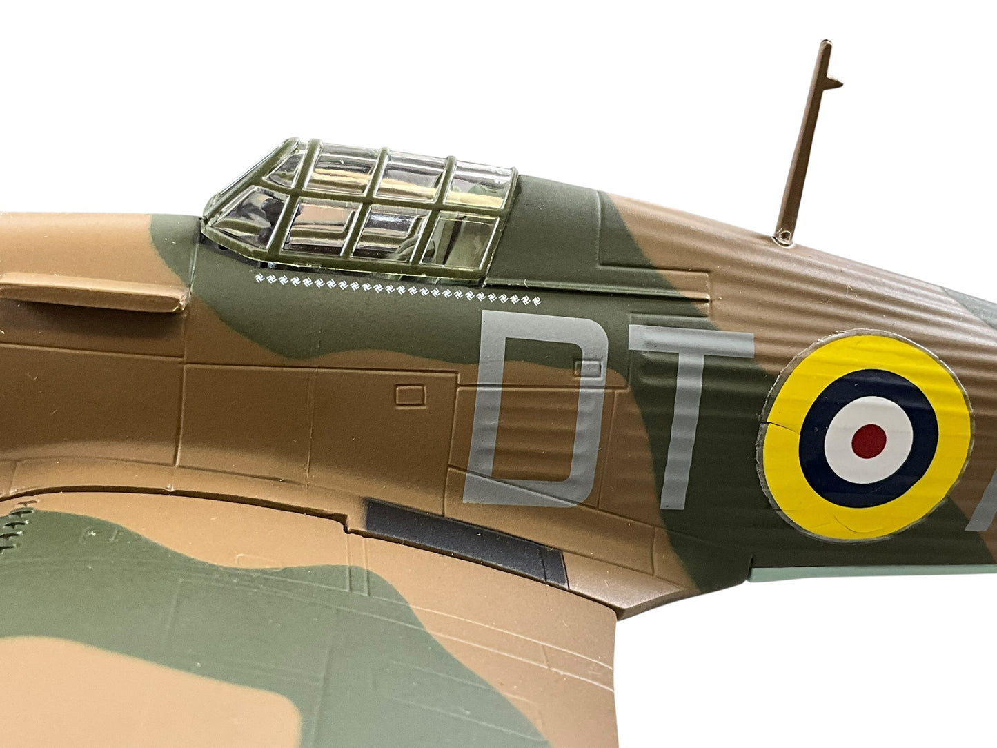 1/48 Franklin Mint/Armour (B11B575) Hawker Hurricane MK.I (V6864 / DT+A) flown by "Battle of Britain' Ace (27 Kills) Robert Stanford Tuck, 257 "Burma" Sqdn, R.A.F. (Limited Edition)