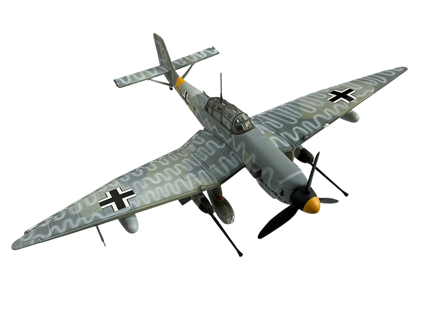1/48 Franklin Mint/Armour (B11E183) Junkers JU87-D5 Stuka (S2+T) 2/Tone Grey Winter Camo w/GAD Spray Can Snow "Operation Barbarosa" 1943 Sturzkampfgeschwader 77 (III/StG-77) Deutsch Reich's Luftwaffe (Limited Edition)