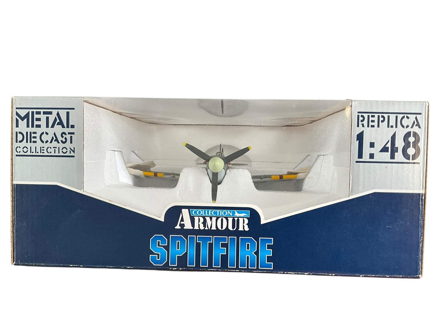 1/48 Armour/Franklin Mint (98159/B11B306) Supermarine Spitfire MK.Vb "Clipped Wings" (W3834/YO+Q) 401 "Ram " Sqdn R.C.A.F. (Limited Edition)