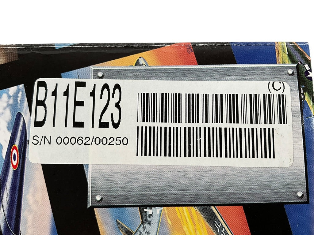 1/48 FRANKLIN-MINT (B11E123) McDONNELL-DOUGLAS CF188 HORNET (188766) Low Vis Blue-Gray Camoflage Livery 1st CAD,CFB Baden/Soelingen Germany 439 SabreTooth Tiger Sqdn 1991 - Later 416,441 & 409 Sqdn -CANADIAN ARMED FORCES (LIMITED EDITION #154 of ONLY 250)