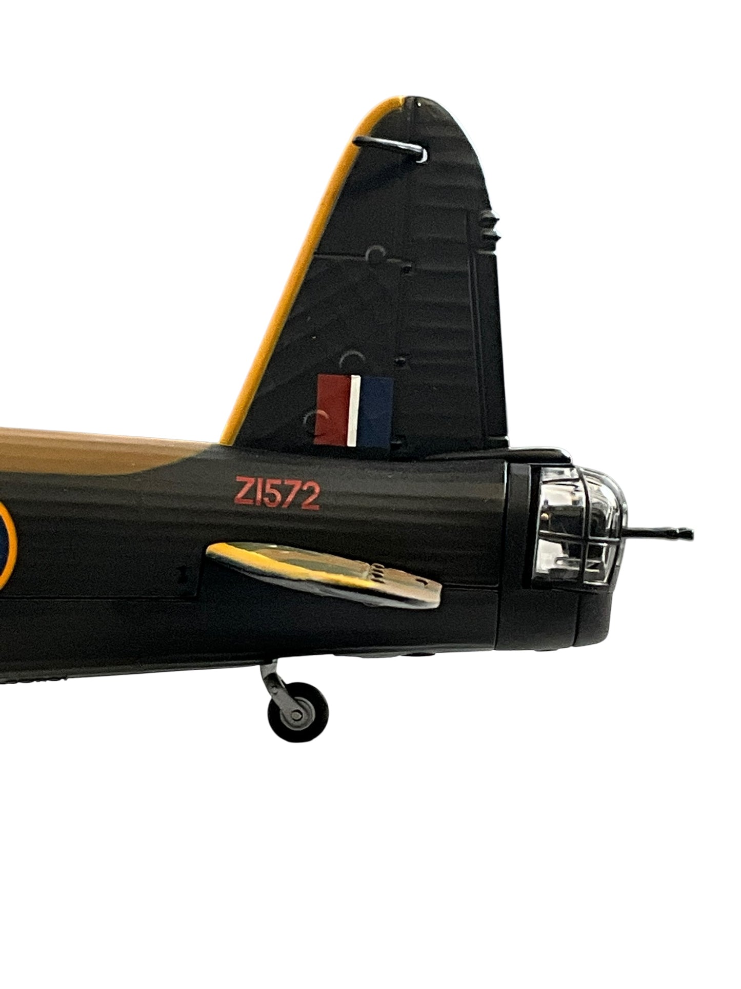 1/72 Corgi (AA345803) Vickers Wellington Mk.III (Z1572 / VR+Q) 419 "Moose" Sqdn R.C.A.F. Mildenhall, Suffolk May 1942 (Limited Edition #0785 of ONLY 1600)