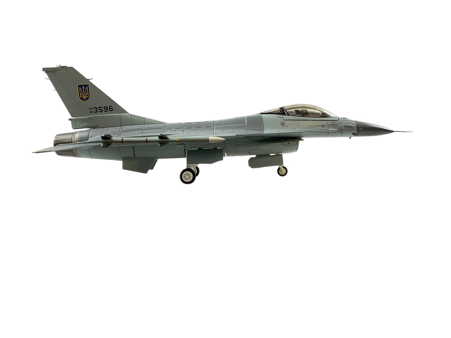 1/72 HobbyMaster (HA38047) Lockheed F16AM Fighting Falcon (UA24-3596) Ukranian Air Force 2024 (Limited Edition)